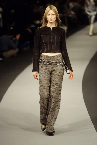 Look 1